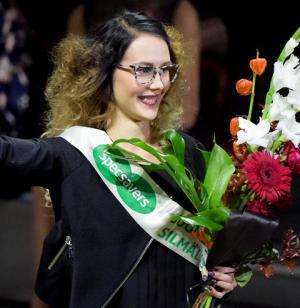 Tiia Tanhula Specsavers Sähäkin Silmälasimalli -kilpailun voittaja Tiia Tanhula Specsavers Sähäkin Silmälasimalli -kilpailun voittaja
